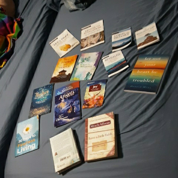 Assorted Inspirational Books Collection - Picture 13 of 13